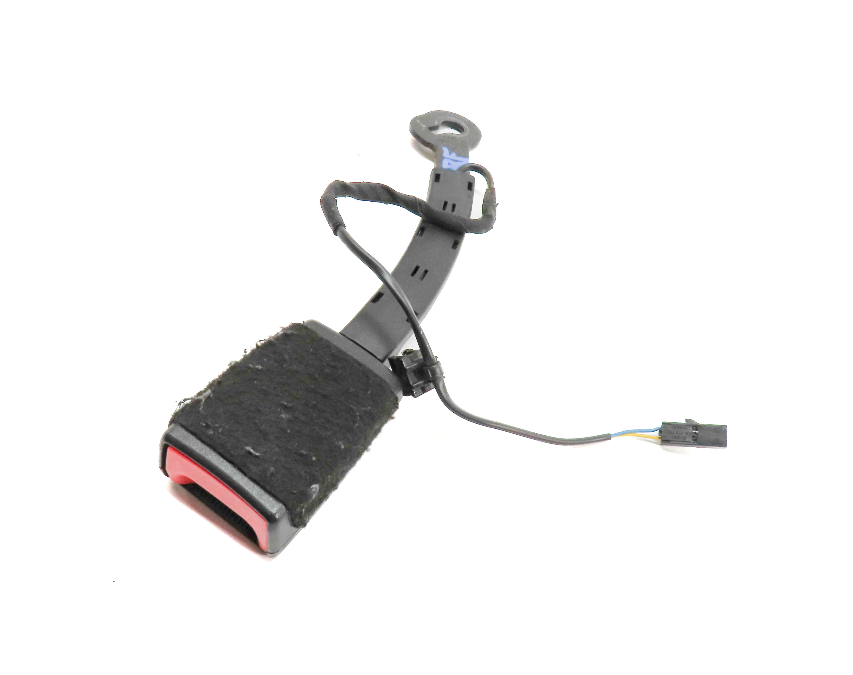 2015-2018 AUDI A3 S3 RS3 (8V) FRONT LEFT or RIGHT SEAT SEATBELT BUCKLE RECEIVER — exact item pictured